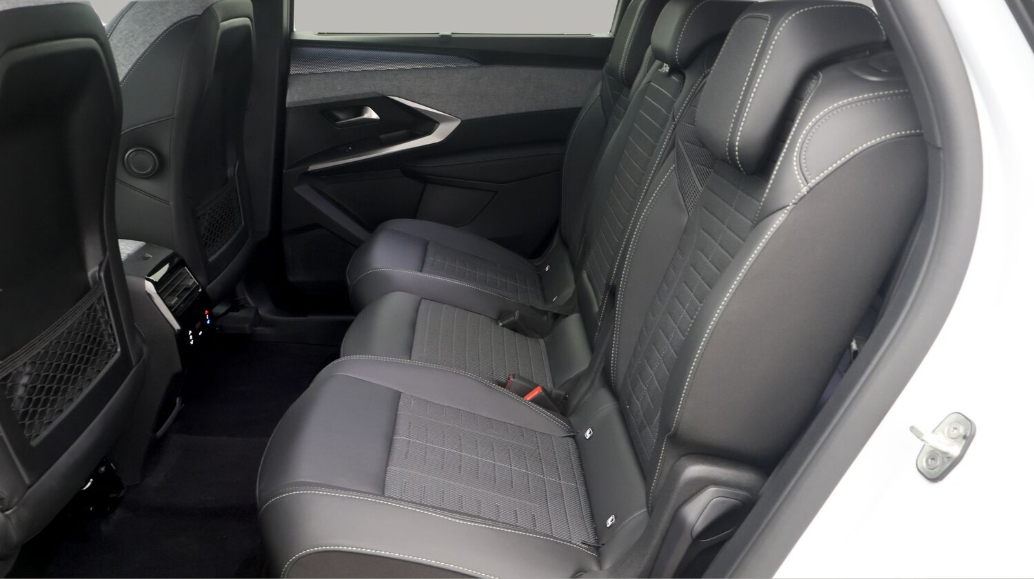 Used Peugeot 5008 2025 for sale - 77371057: Photo 16