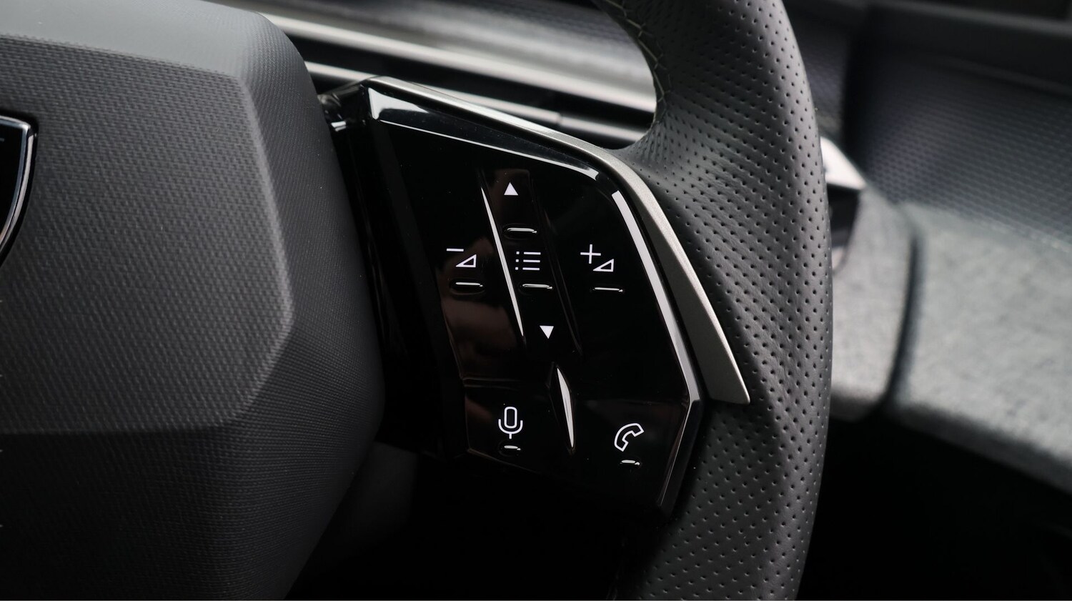 Used Peugeot 5008 2025 for sale - 77371057: Photo 23