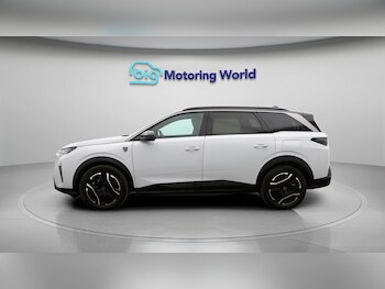 Used Peugeot E-5008 2025 for sale - 77371057: Photo