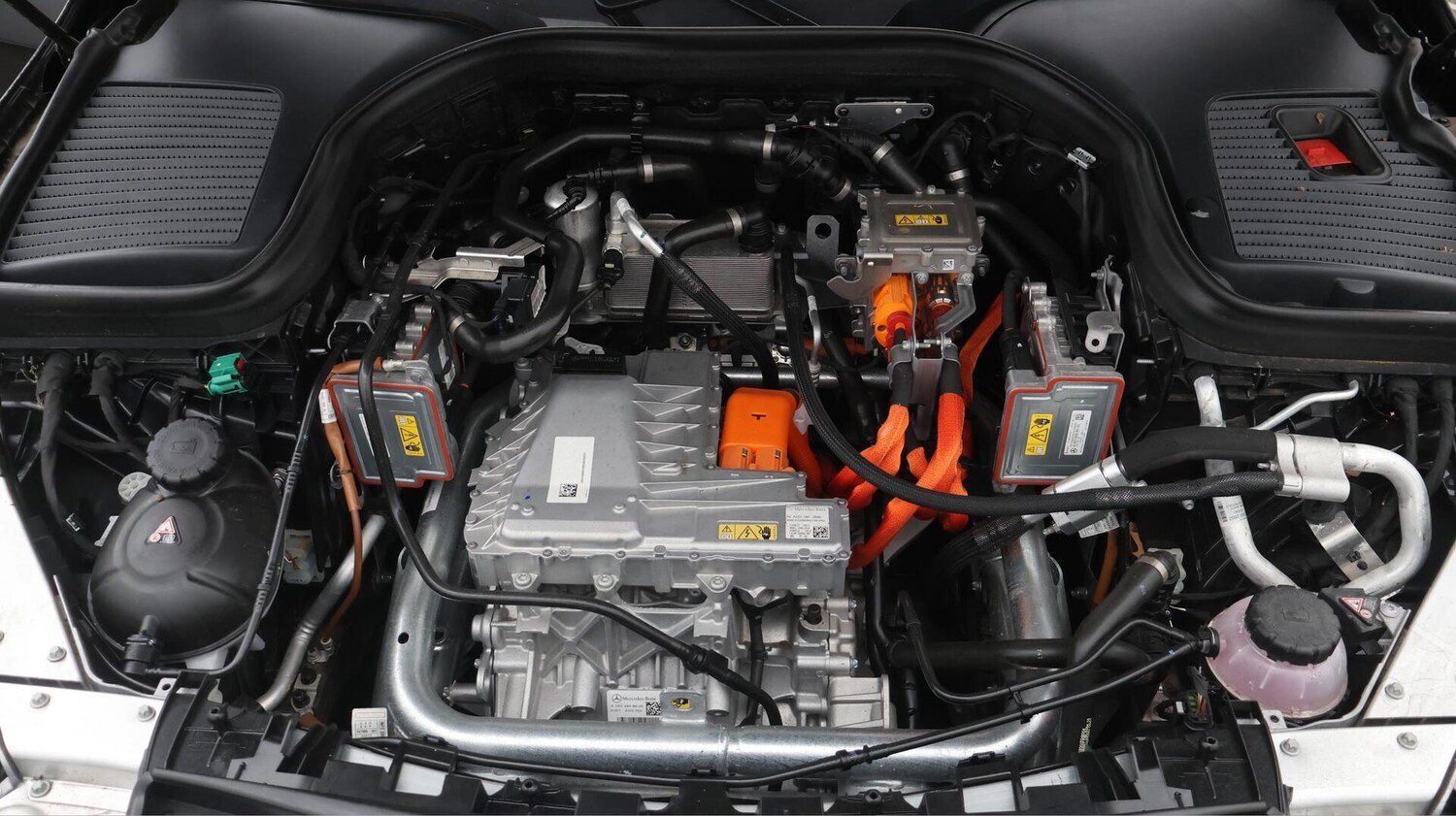 Used Mercedes-Benz EQC 2023 for sale - 76472578: Photo 20