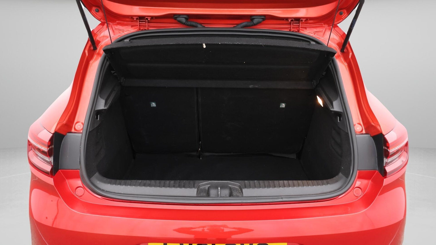 Used Renault Clio 2021 for sale - 76109172: Photo 27