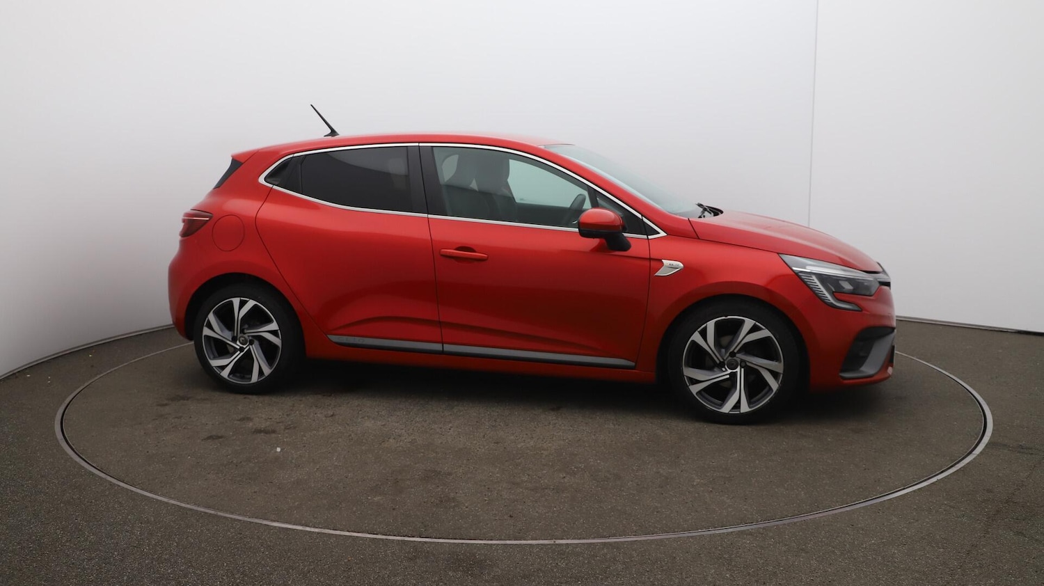 Used Renault Clio 2021 for sale - 76109172: Photo 36