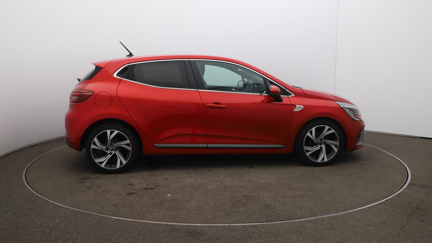 Used Renault Clio 2021 for sale - 76109172: Photo 40