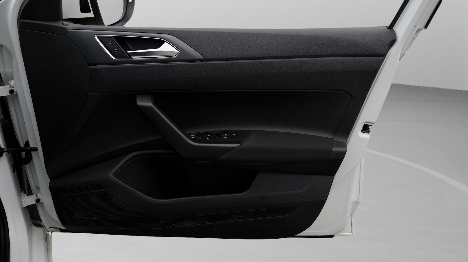 Used Volkswagen Taigo 2023 for sale - 77195392: Photo 15