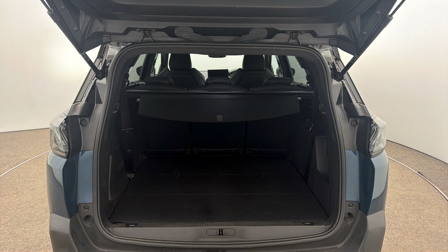 Used Peugeot 5008 2023 for sale - 78093050: Photo 16