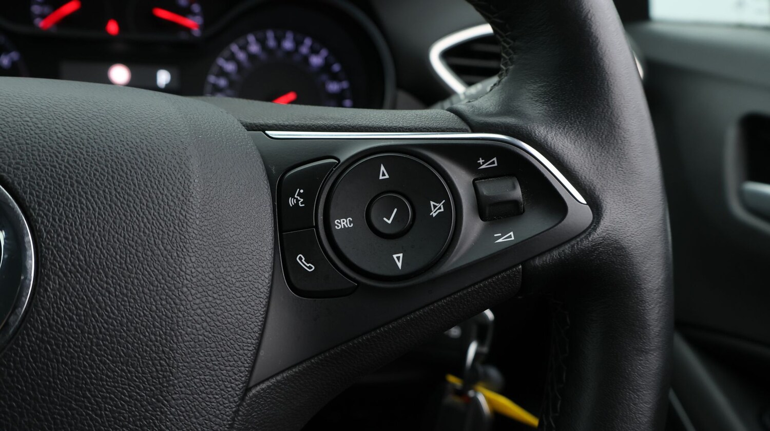 Used Vauxhall Crossland 2021 for sale - 77271145: Photo 25