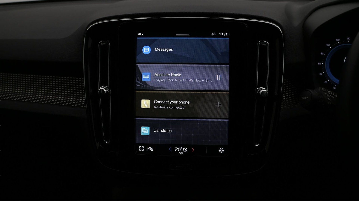 Used Volvo XC40 2022 for sale - 77796948: Photo 11