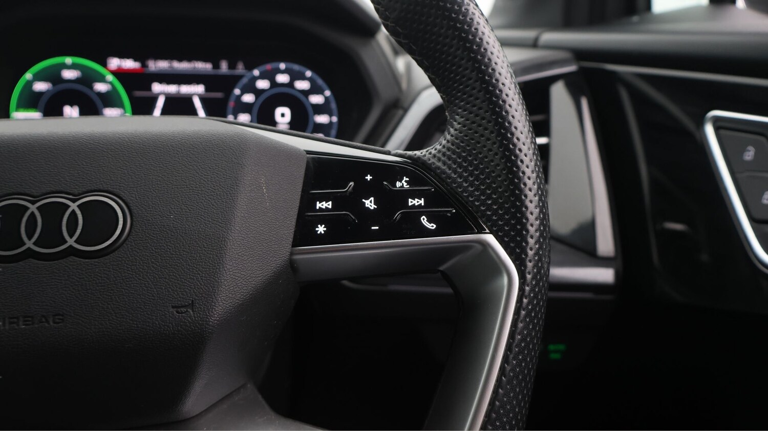 Used Audi Q4 e-tron for sale - 77766233: Photo 24