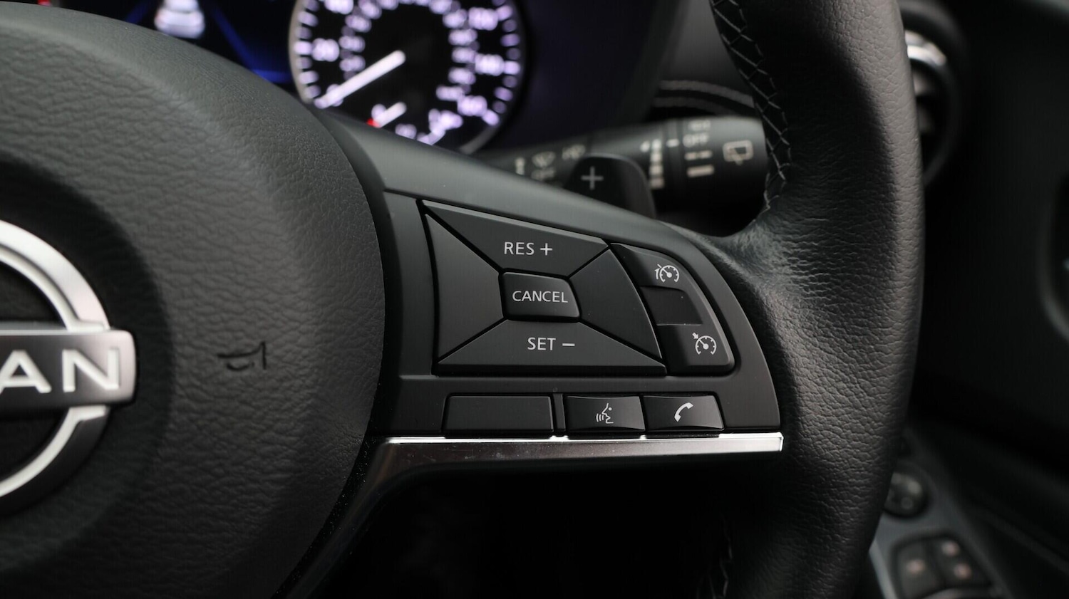 Used Nissan Juke 2023 for sale - 76620098: Photo 24