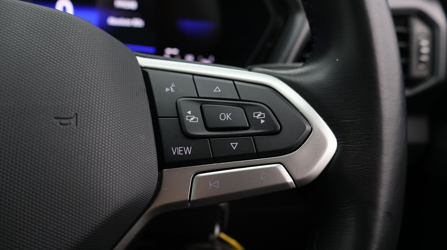 Used Volkswagen T-Cross 2023 for sale - 77298219: Photo 25