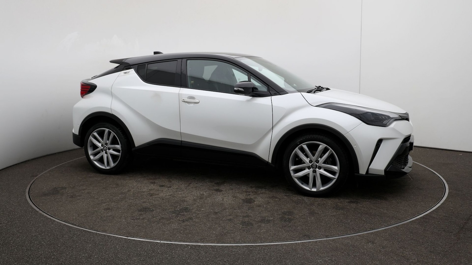 Used Toyota C-HR 2022 for sale - 76808747: Photo 39