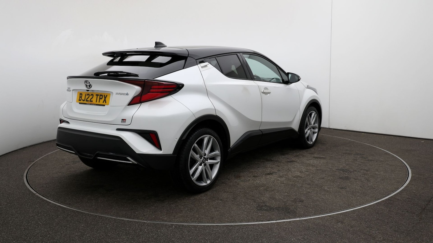 Used Toyota C-HR 2022 for sale - 76808747: Photo 47