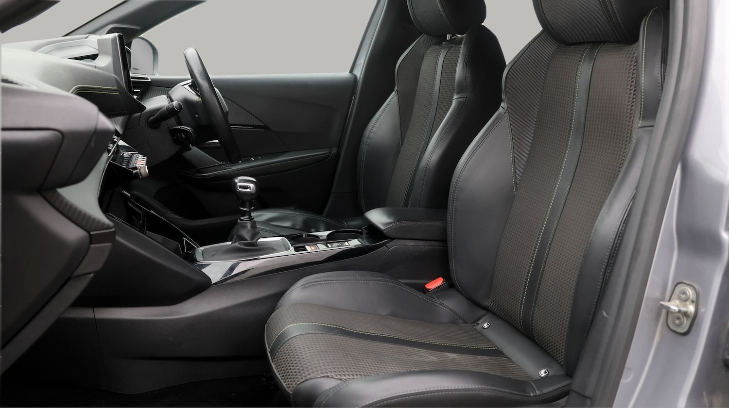 Used Peugeot 208 2023 for sale - 77618711: Photo 14