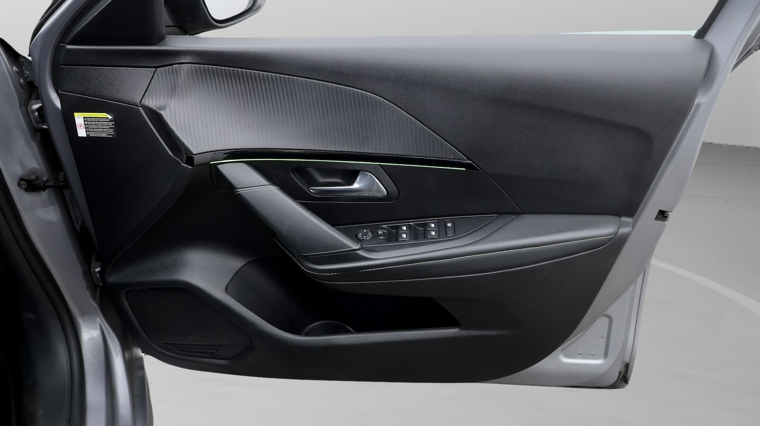 Used Peugeot 208 2023 for sale - 77618711: Photo 15