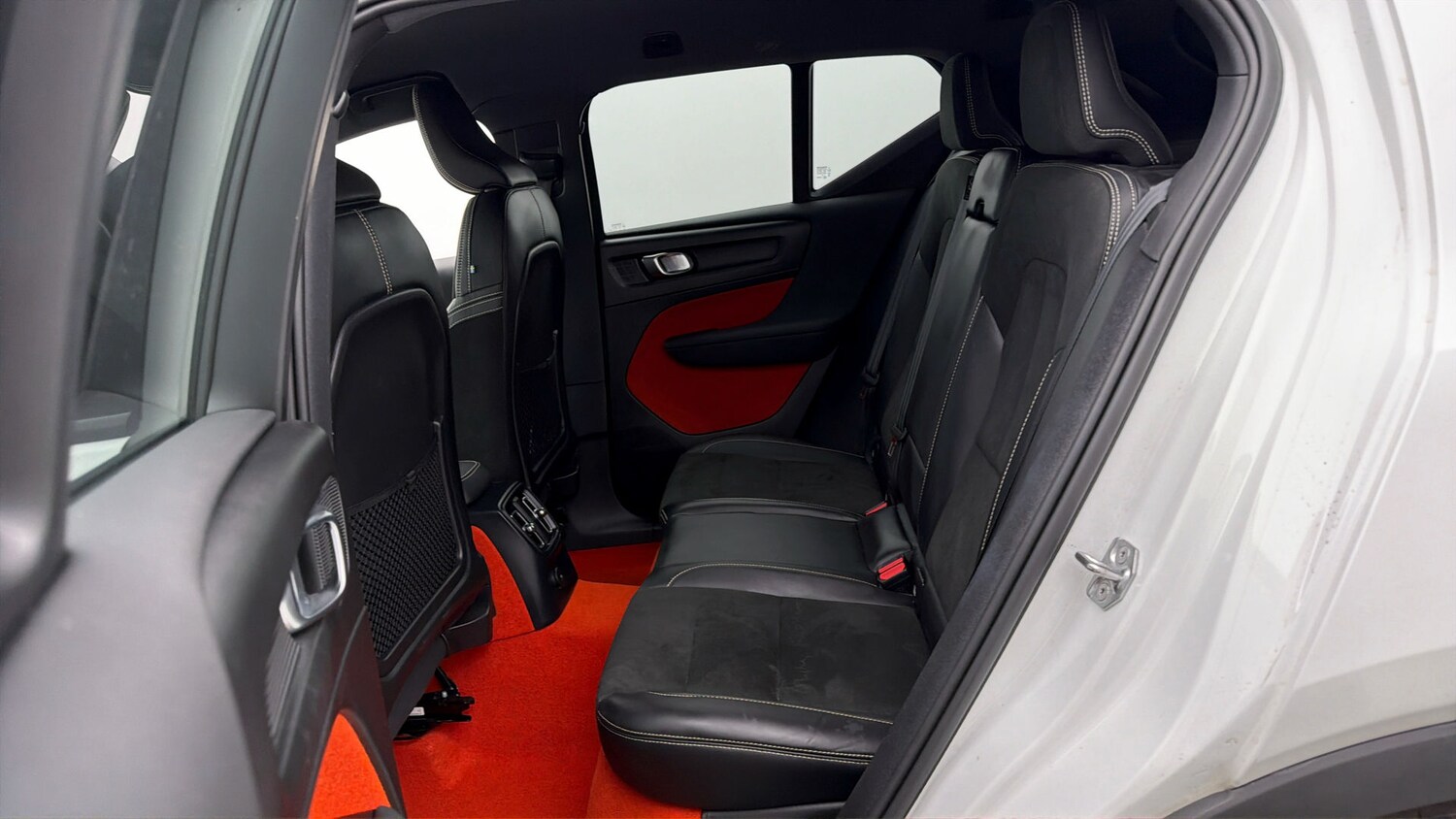 Used Volvo XC40 for sale - 77802192: Photo 15