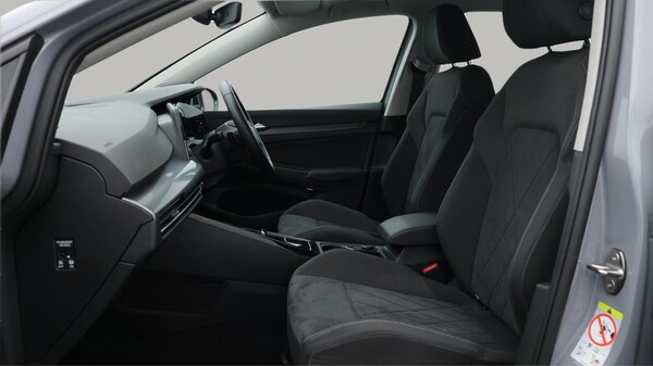 Used Volkswagen Golf 2024 for sale - 75635235: Photo 15