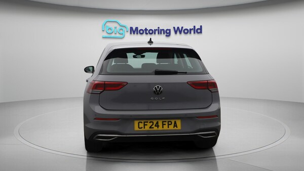 Used Volkswagen Golf 2024 for sale - 75635235: Photo 7