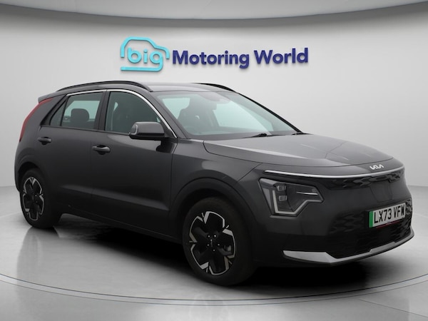 Used Kia Niro 2023 for sale - 76295799: Photo 1