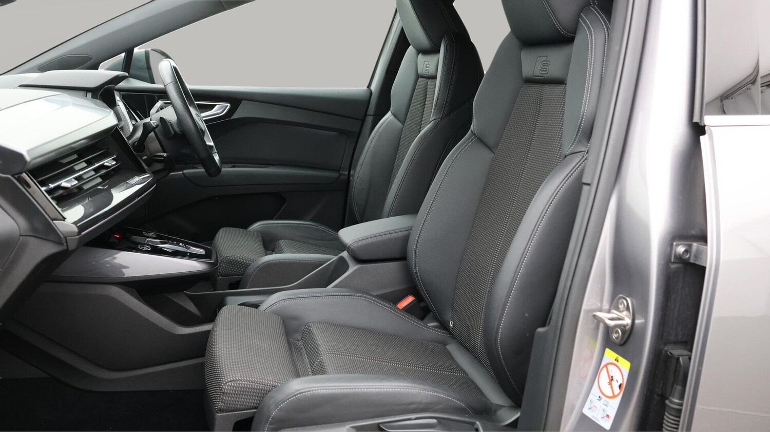 Used Audi Q4 e-tron for sale - 76659134: Photo 15