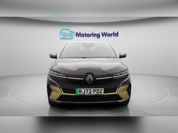 Used Renault Megane E Tech 2022 for sale - 75645862: Photo