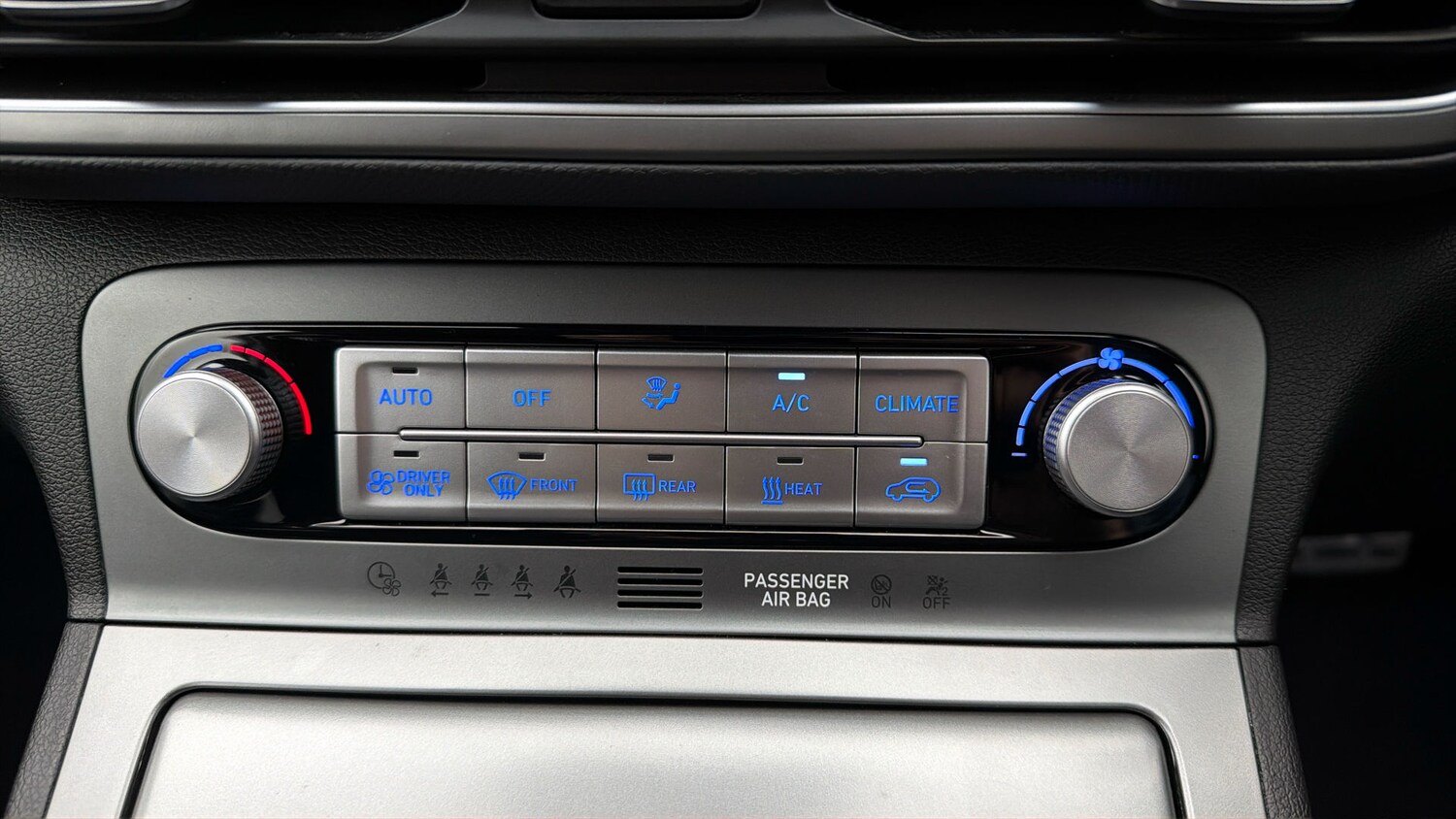 Used Hyundai KONA 2022 for sale - 77945660: Photo 11