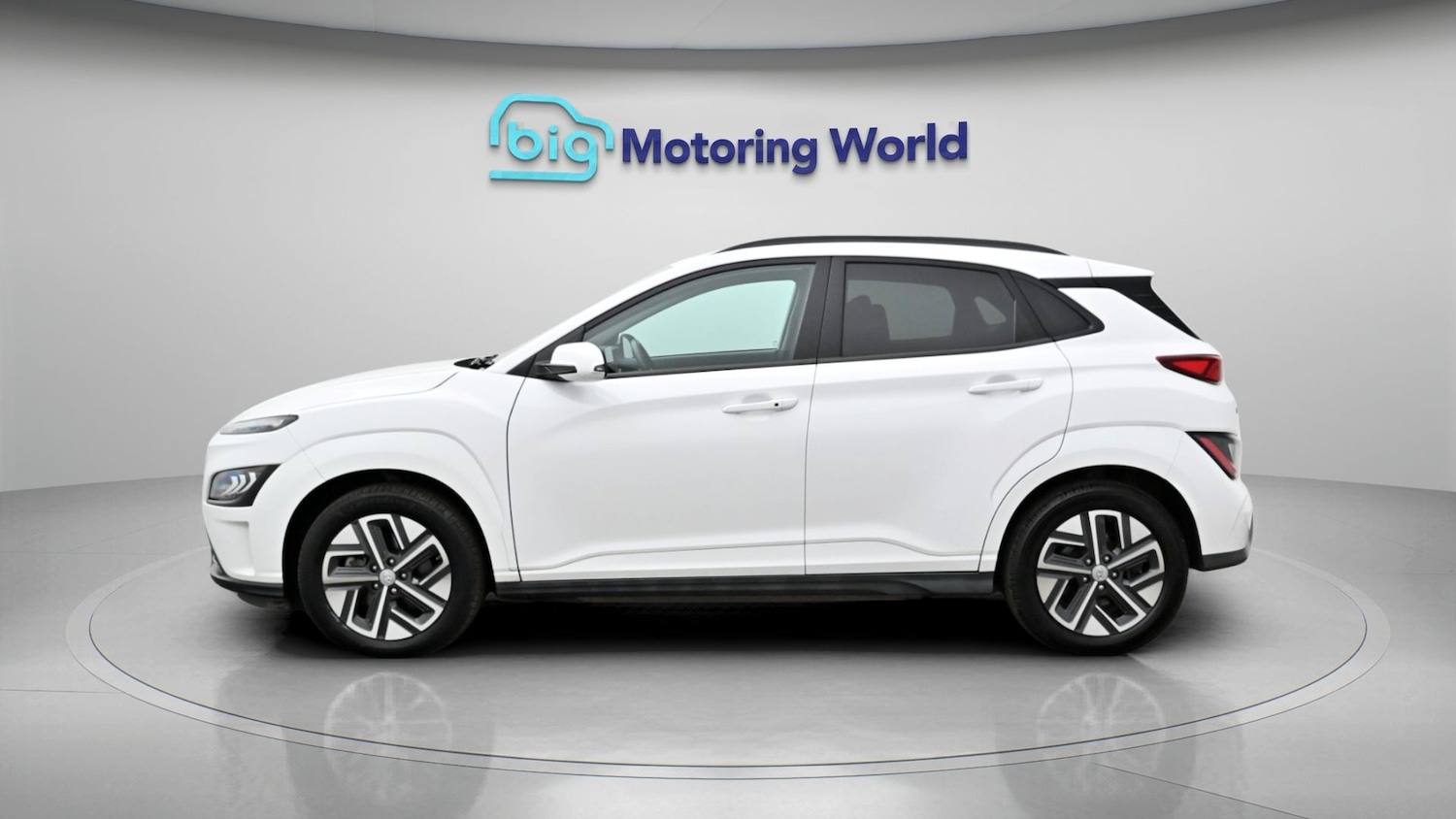 Used Hyundai KONA 2022 for sale - 77945660: Photo 4