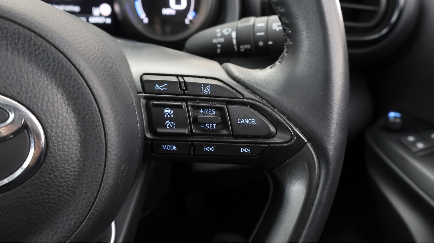 Used Toyota Yaris Cross 2023 for sale - 78060453: Photo 23