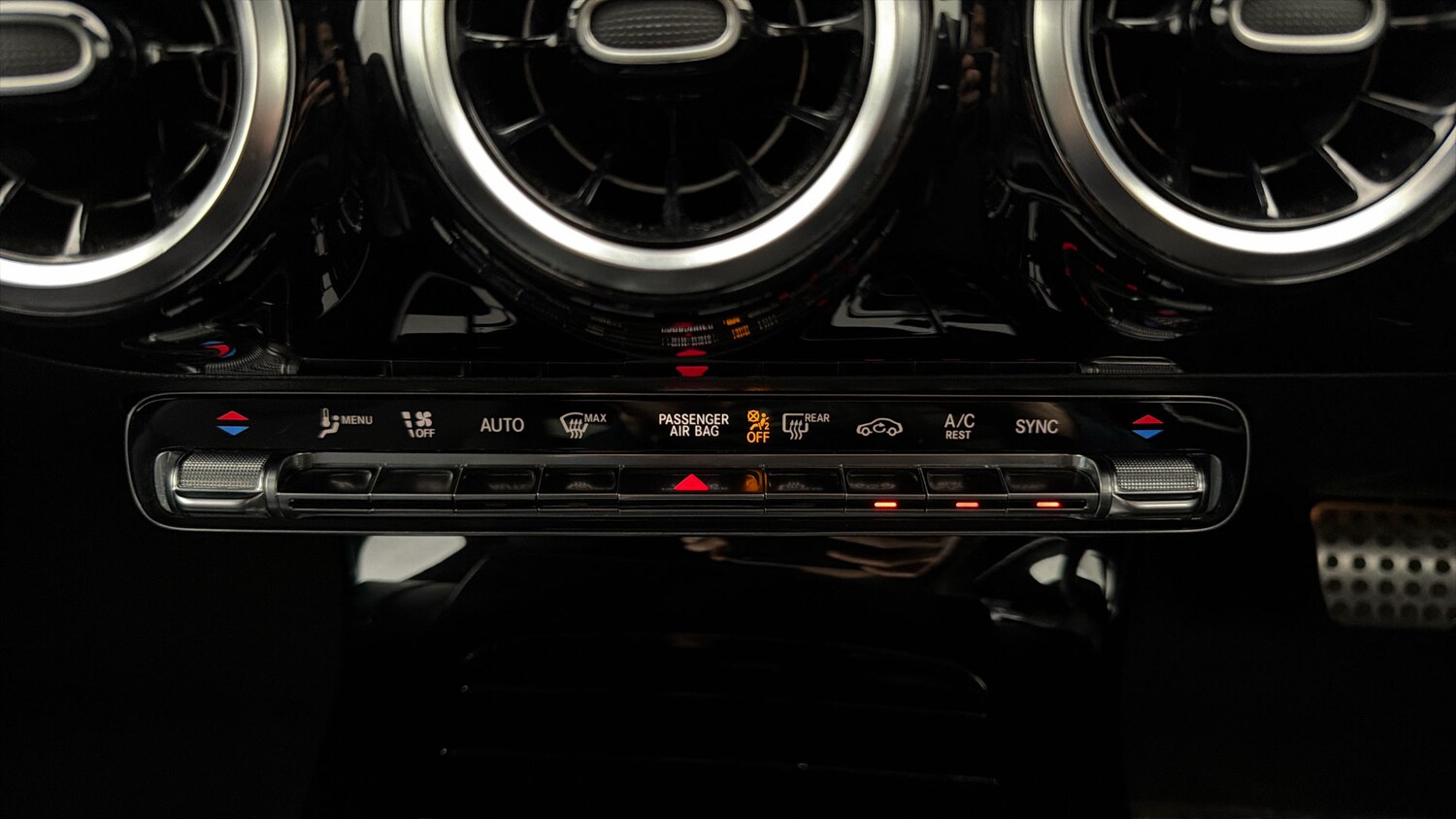 Used Mercedes-Benz CLA 2020 for sale - 77917171: Photo 11