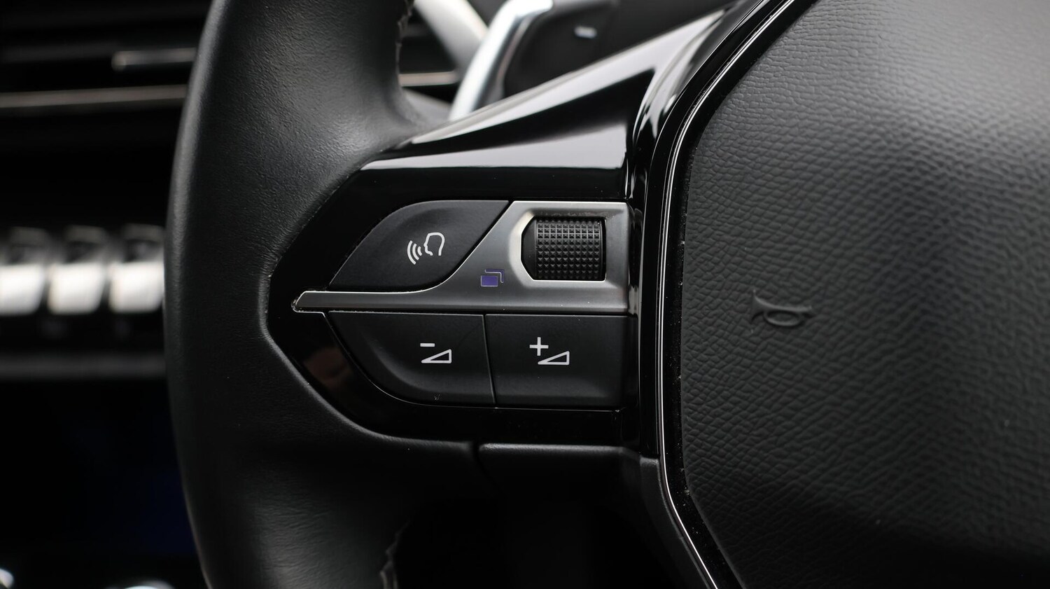 Used Peugeot 3008 2021 for sale - 76644859: Photo 26