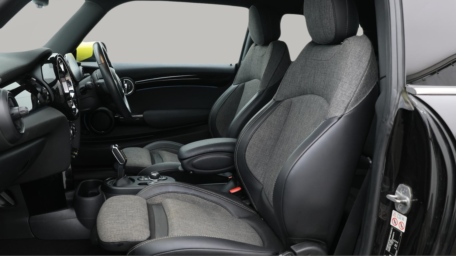 Used MINI Hatch 2021 for sale - 76539097: Photo 15