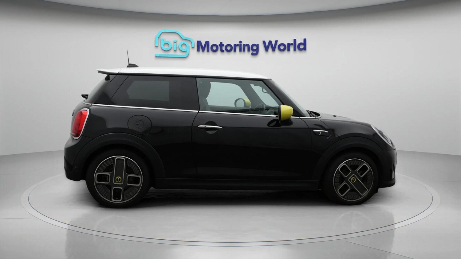 Used MINI Hatch 2021 for sale - 76539097: Photo 9