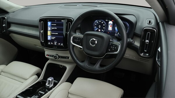 Used Volvo XC40 2022 for sale - 76283256: Photo 10