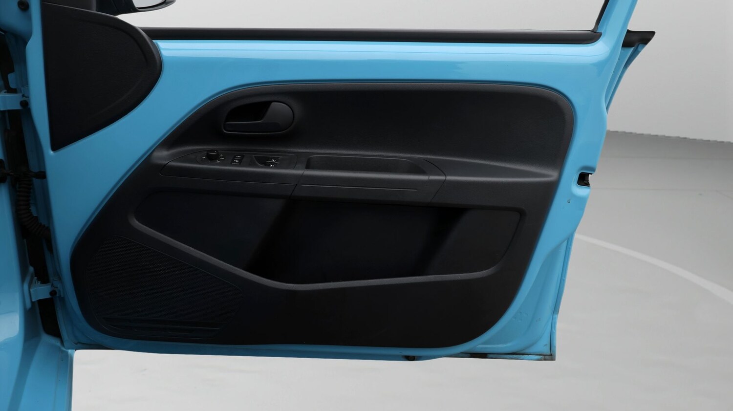 Used Volkswagen up! for sale - 77272677: Photo 15