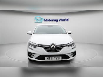 Used Renault Megane 2022 for sale - 75553176: Photo