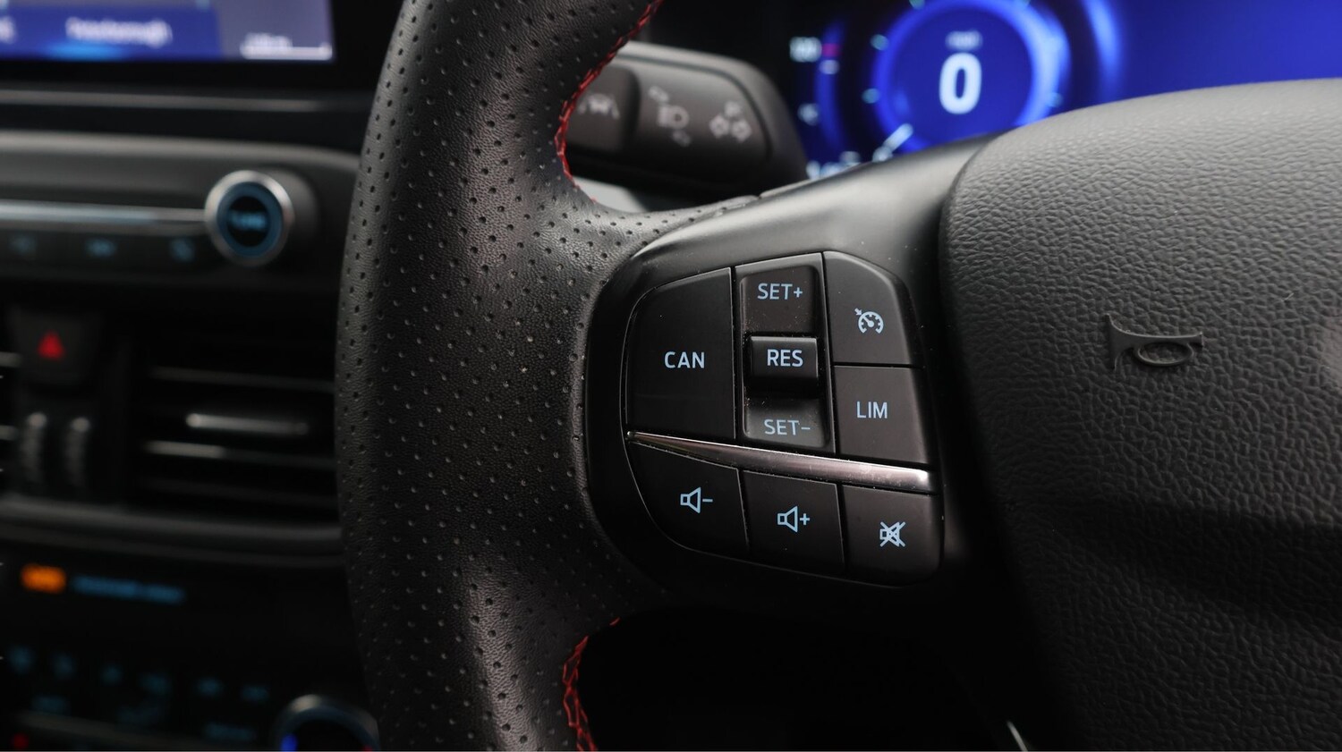 Used Ford Focus 2021 for sale - 77296937: Photo 23