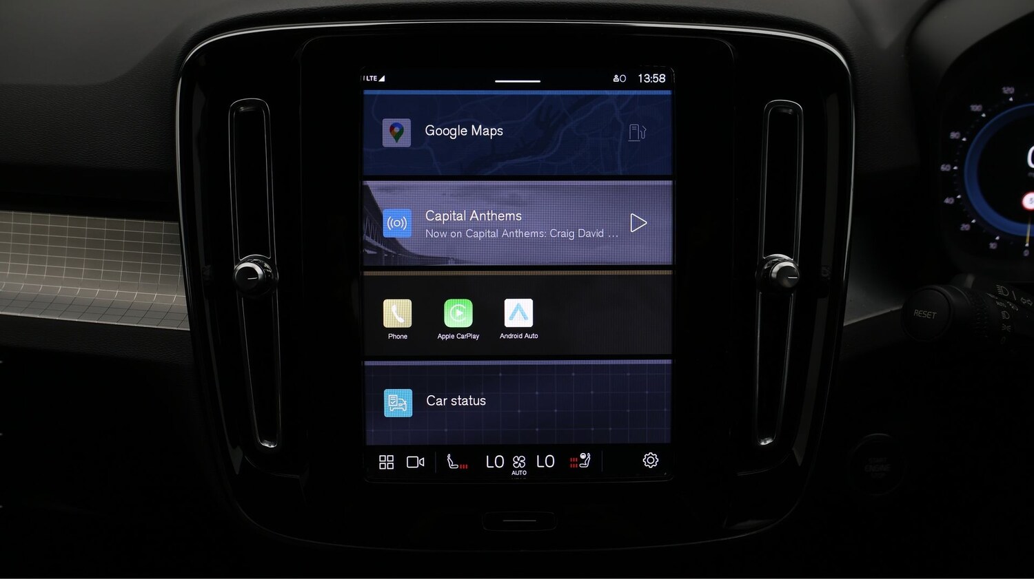 Used Volvo XC40 2022 for sale - 77181793: Photo 11