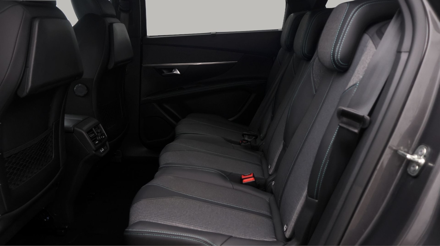 Used Peugeot 5008 2023 for sale - 77728928: Photo 16