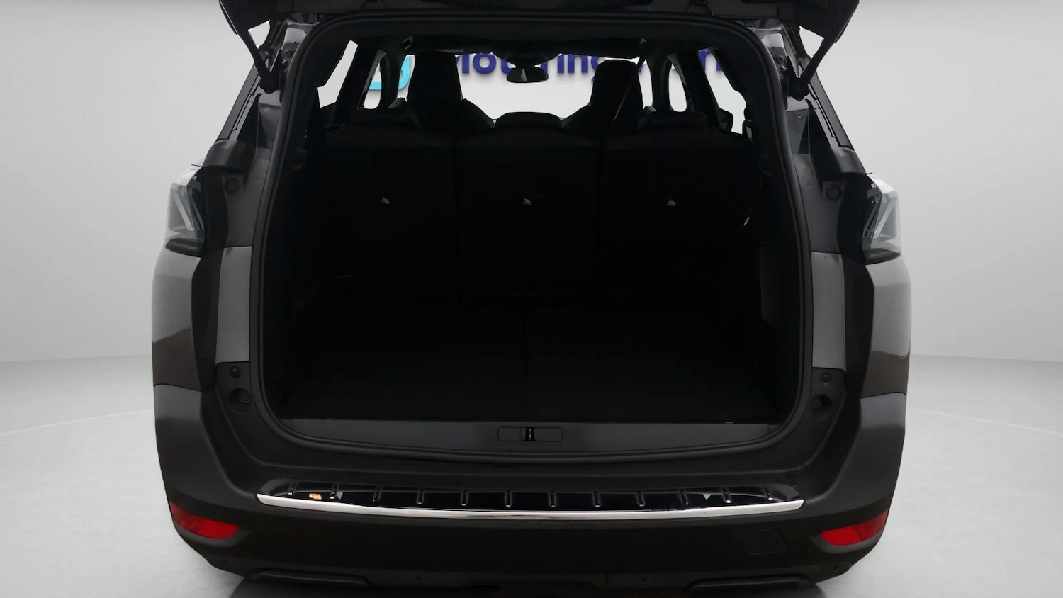 Used Peugeot 5008 2023 for sale - 77728928: Photo 17