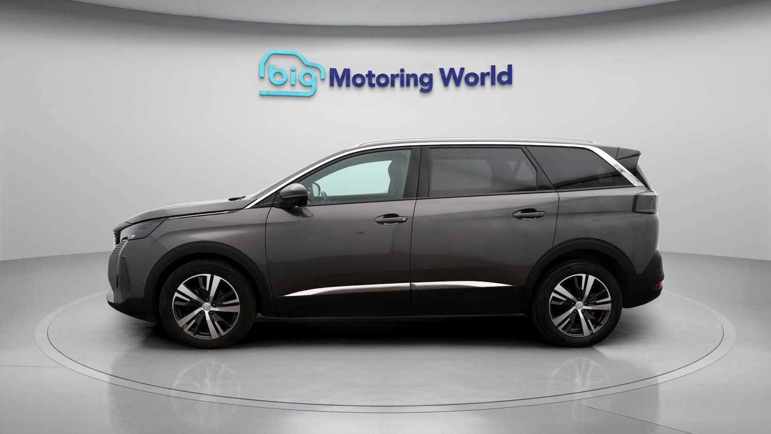 Used Peugeot 5008 2023 for sale - 77728928: Photo 4
