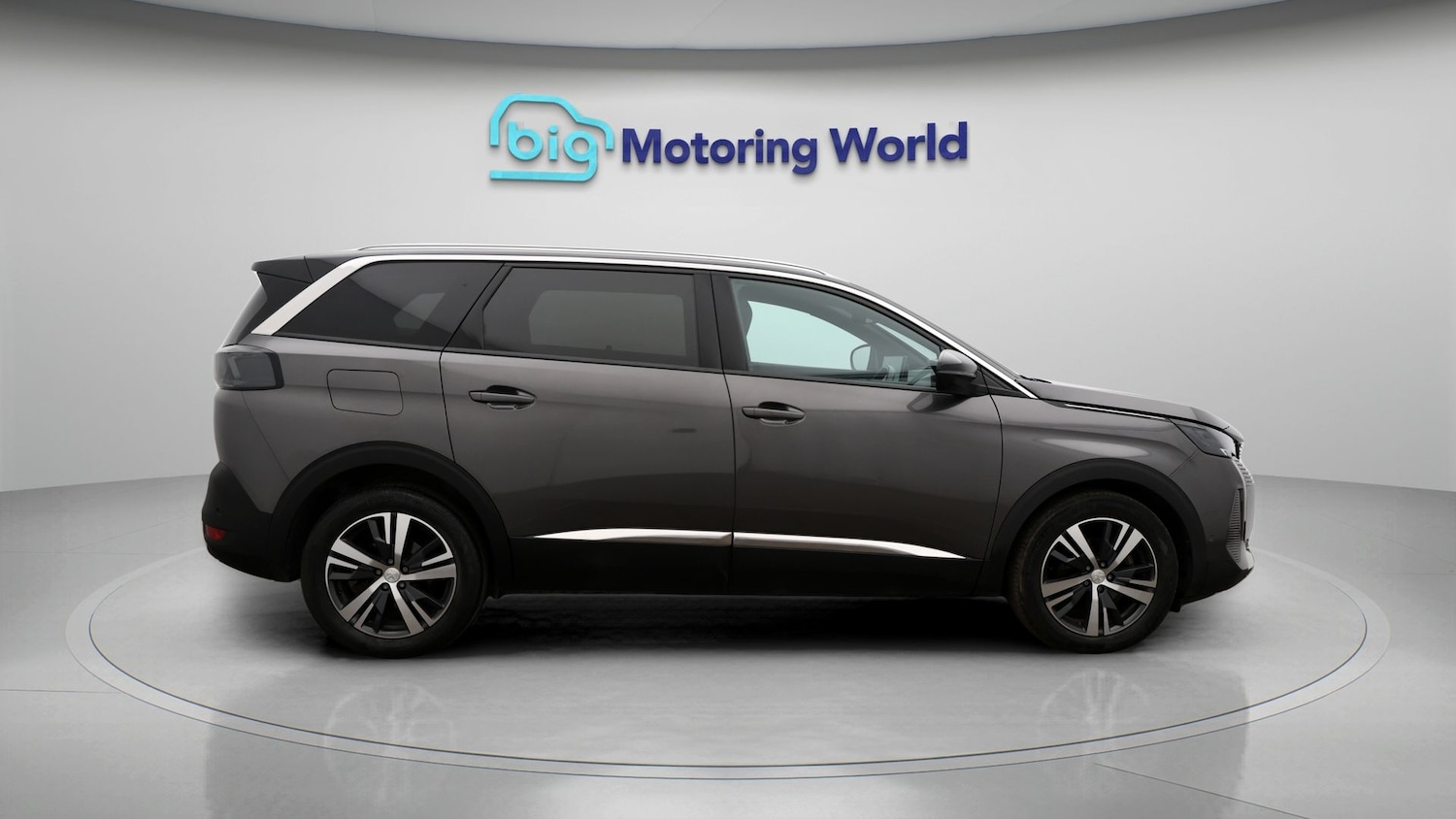 Used Peugeot 5008 2023 for sale - 77728928: Photo 8