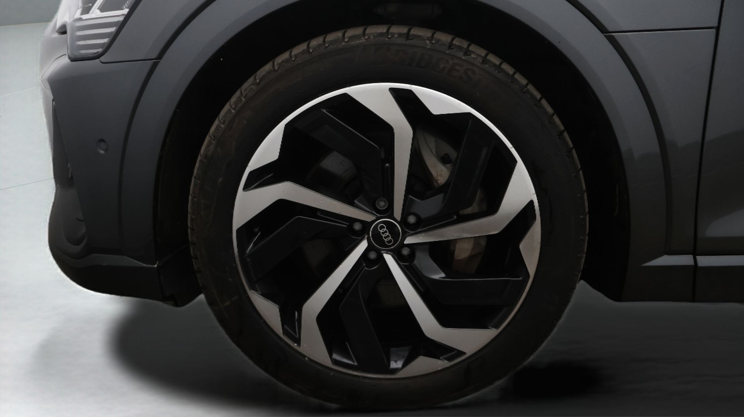 Used Audi e-tron 2022 for sale - 77312159: Photo 18