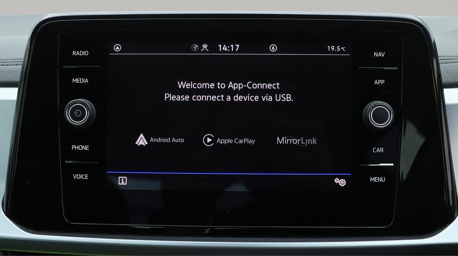 Used Volkswagen T-Roc 2022 for sale - 76013763: Photo 27