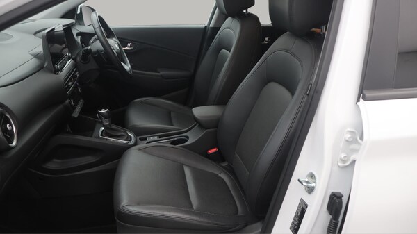 Used Hyundai KONA 2021 for sale - 76295980: Photo 15