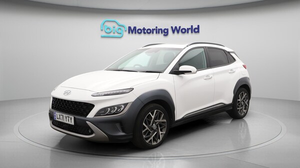 Used Hyundai KONA 2021 for sale - 76295980: Photo 4