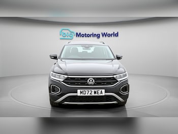 Used Volkswagen T-Roc 2023 for sale - 78228588: Photo