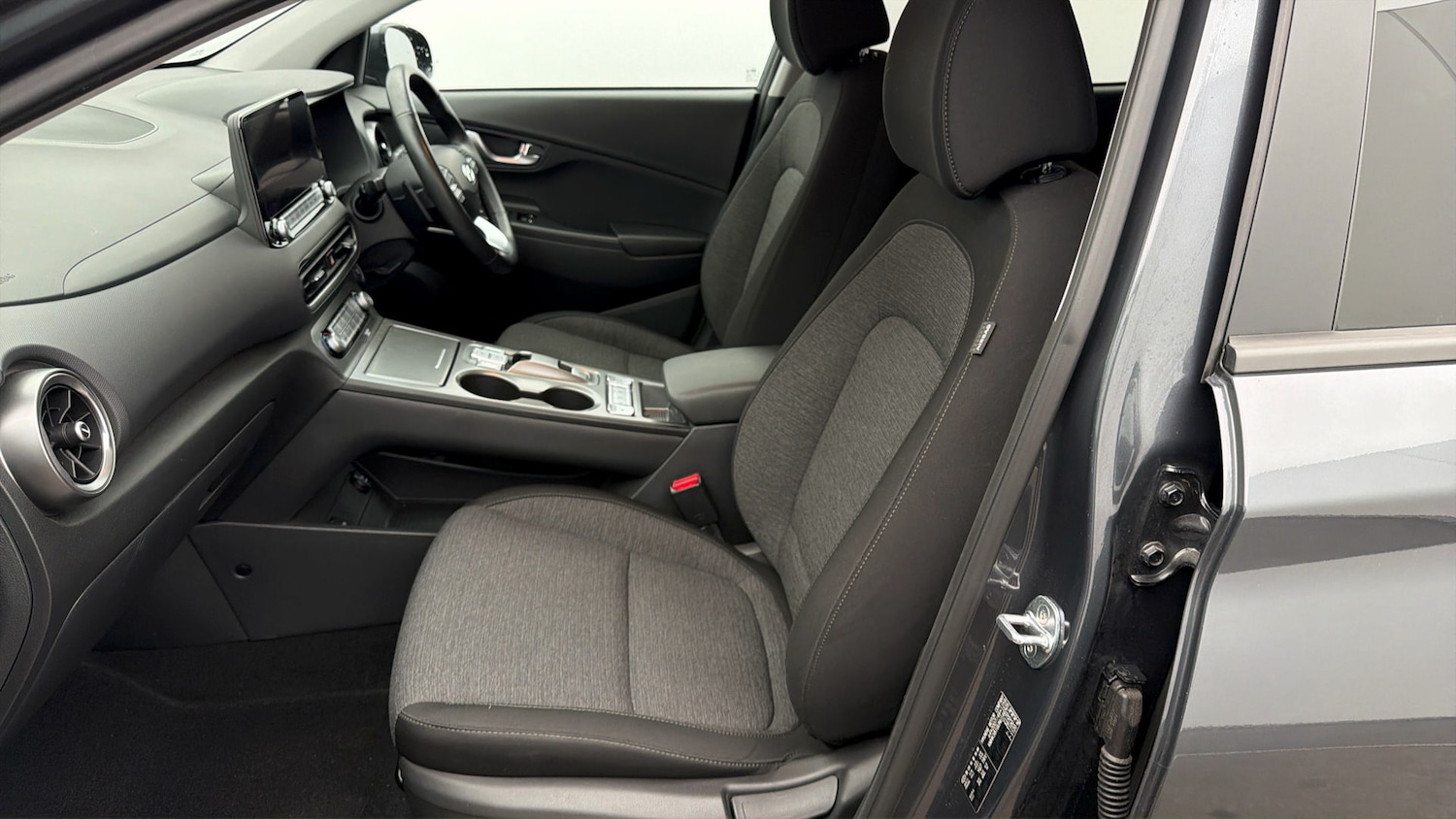 Used Hyundai KONA 2022 for sale - 77919163: Photo 13