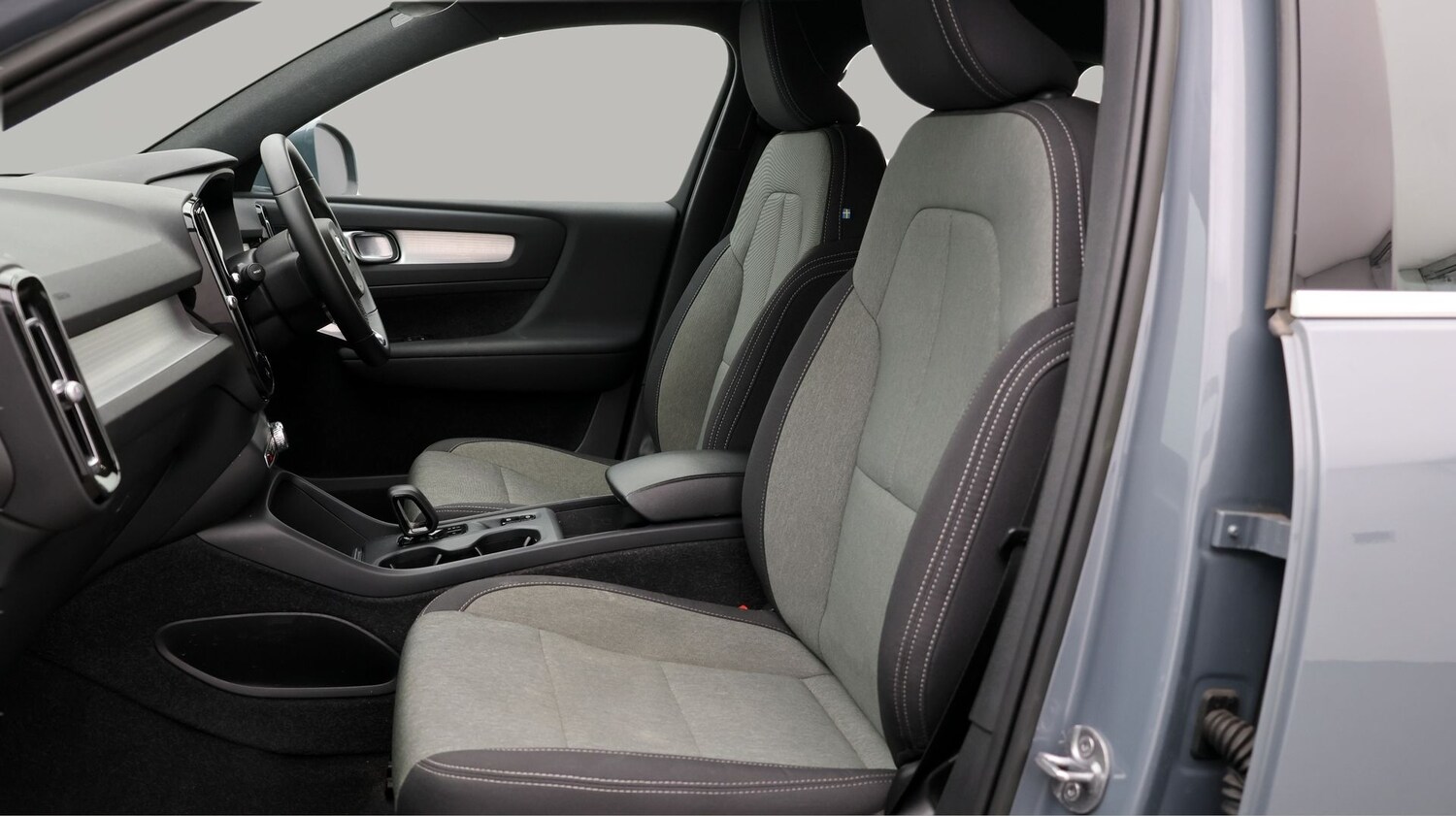 Used Volvo XC40 2022 for sale - 77714988: Photo 14