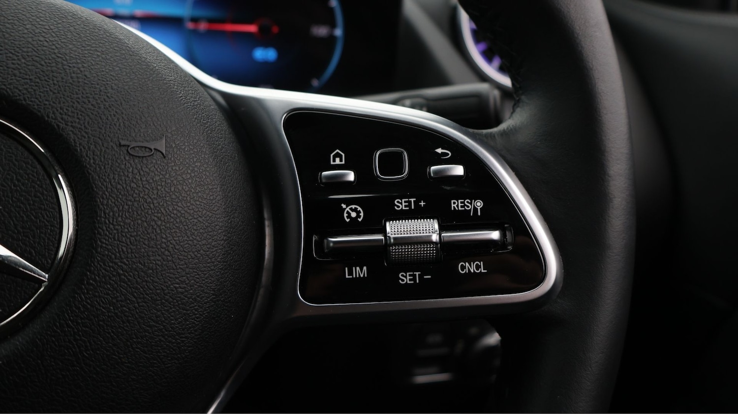 Used Mercedes-Benz EQA 2022 for sale - 77700873: Photo 24