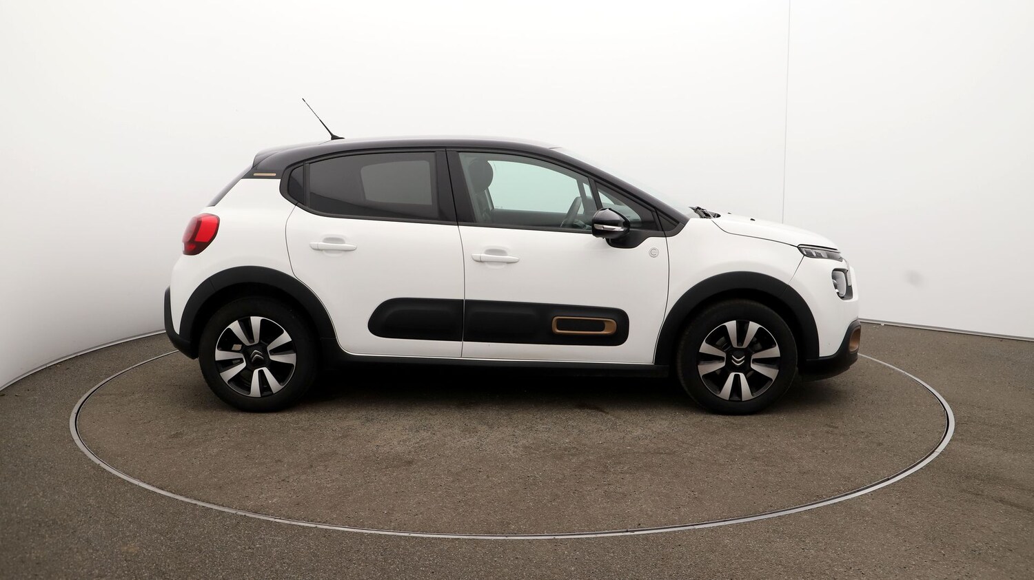 Used Citroen C3 for sale - 76808962: Photo 42