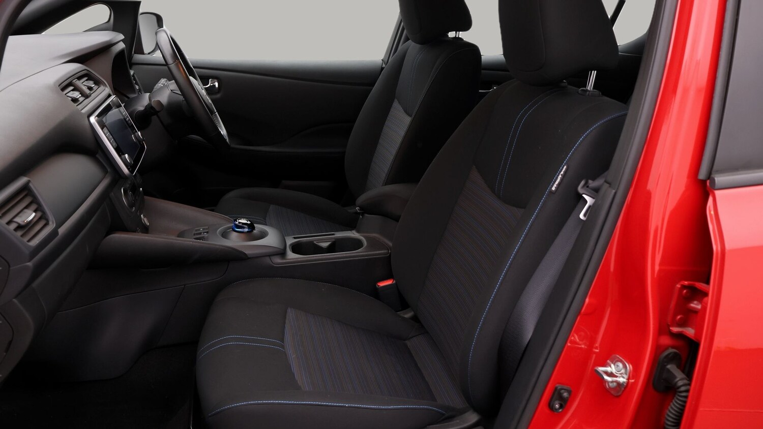 Used Nissan Leaf 2022 for sale - 77113943: Photo 14